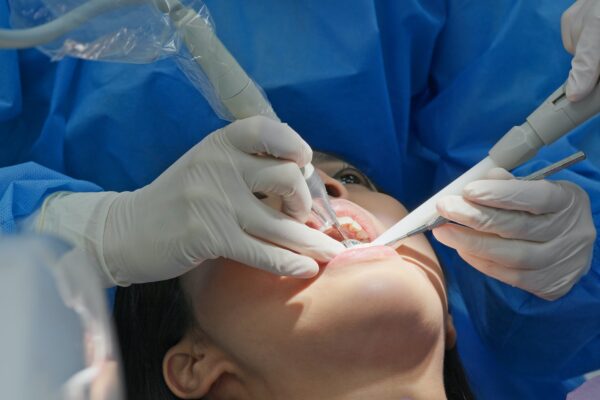 טיפול שורש בשיניים