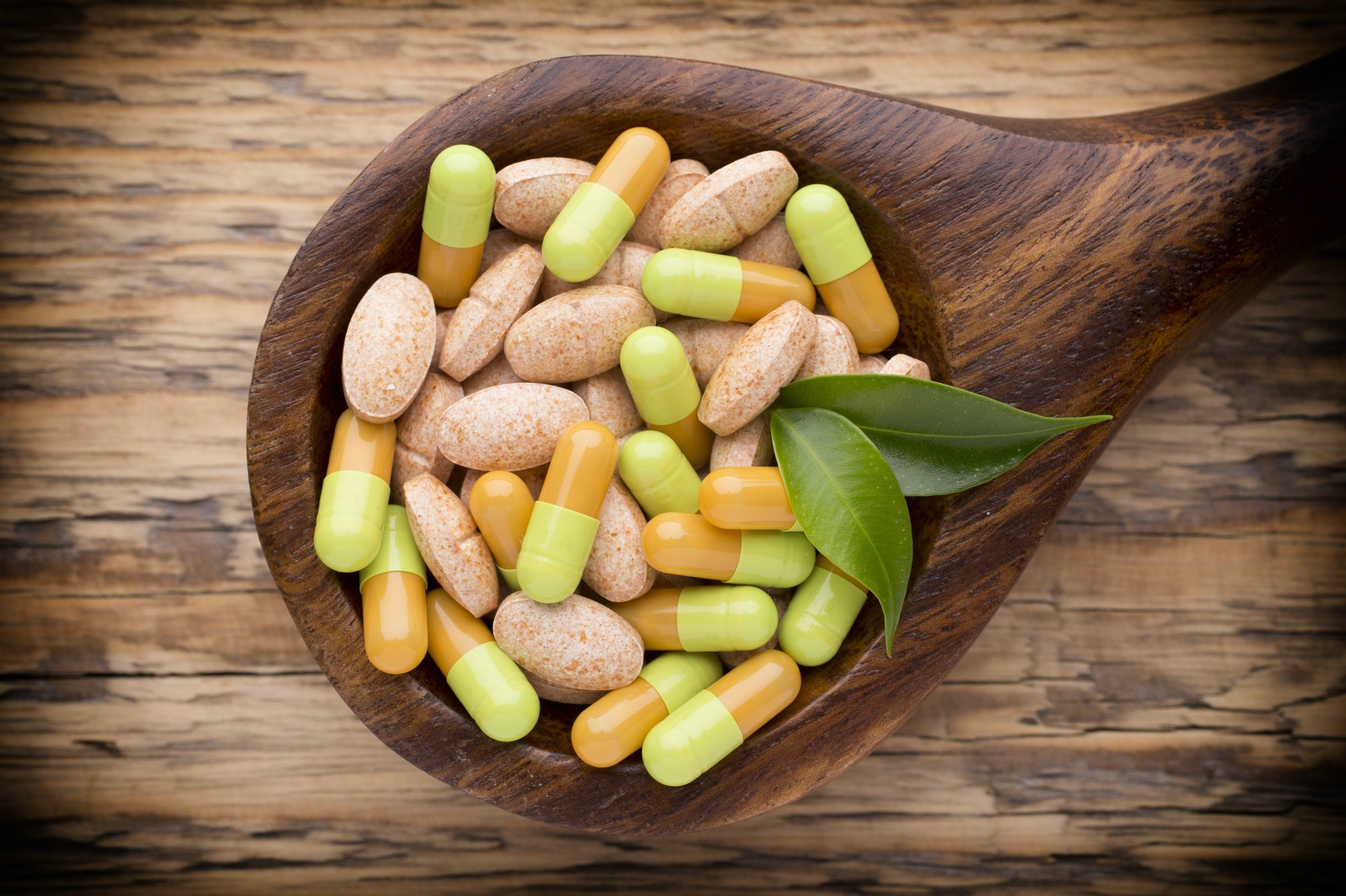 תוספים וכמוסות מולטי ויטמינים 