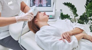 ניתוח להסרת נקודות חן