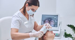 הורדת נקודות חן בלייזר