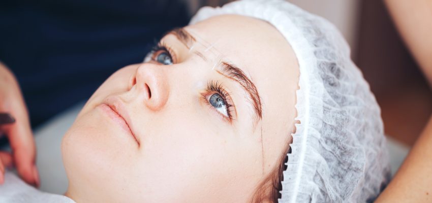 הסרת איפור קבוע