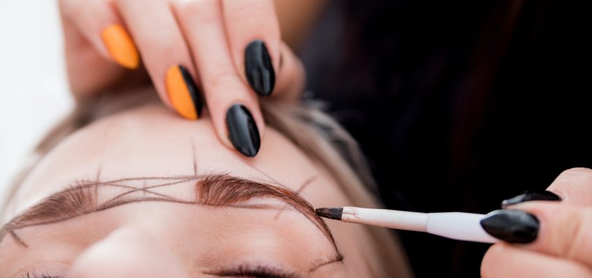 הסרת איפור קבוע